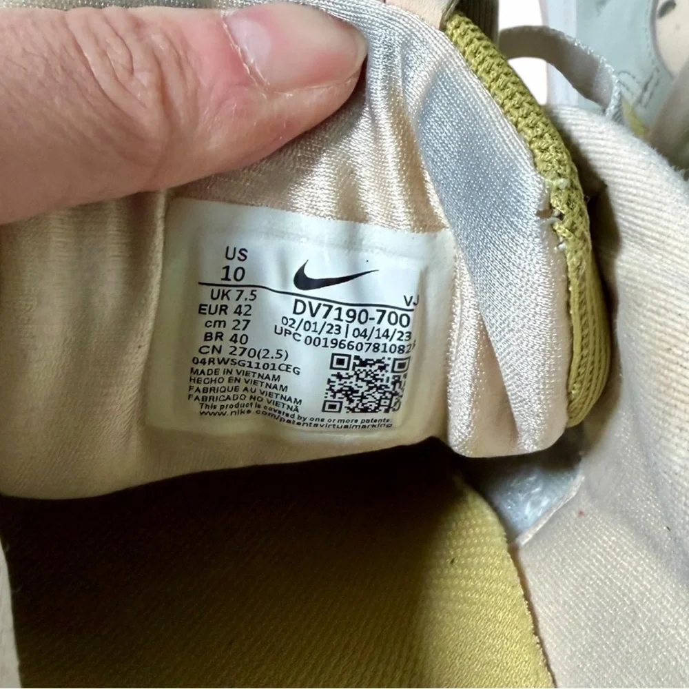 Nike Air Max 90 Futura Buff Gold‎ Summit White Shoes Womens Size 10 DV7190-700